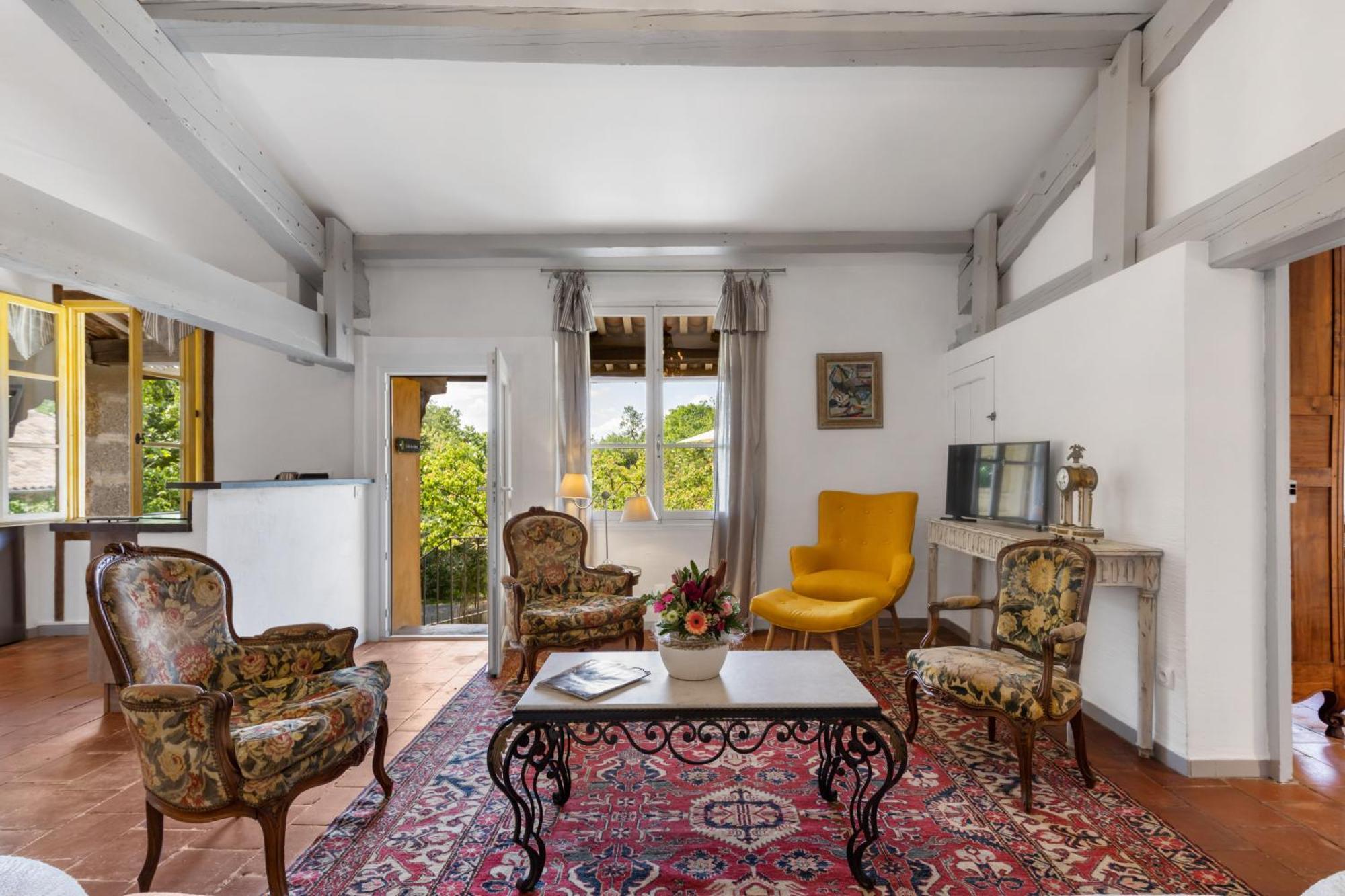 Chateau Hermitage De Combas Aparthotel Servian ภายนอก รูปภาพ