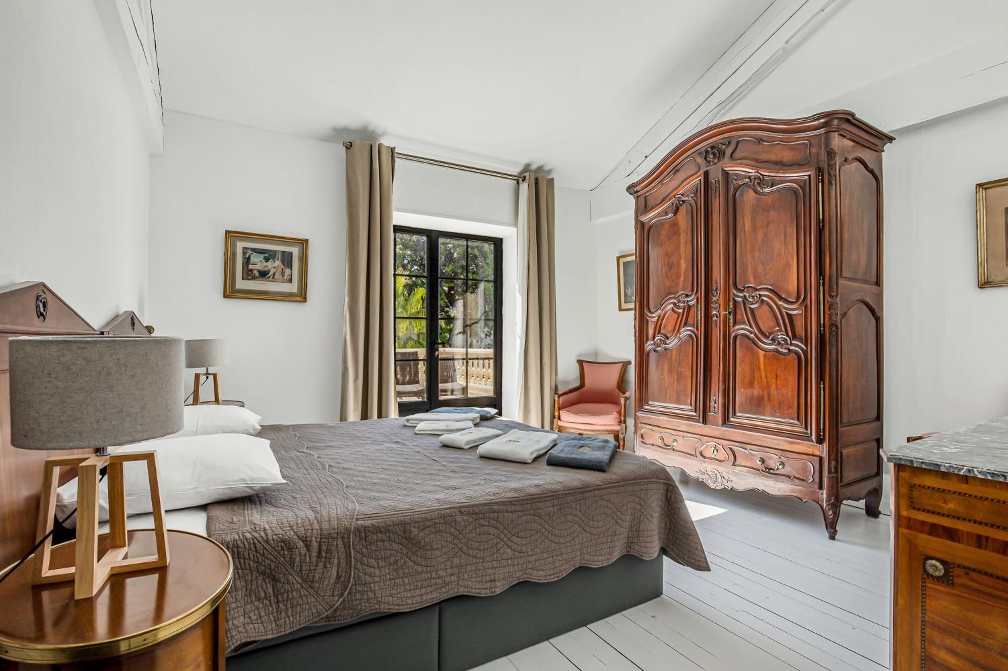 Chateau Hermitage De Combas Aparthotel Servian ภายนอก รูปภาพ