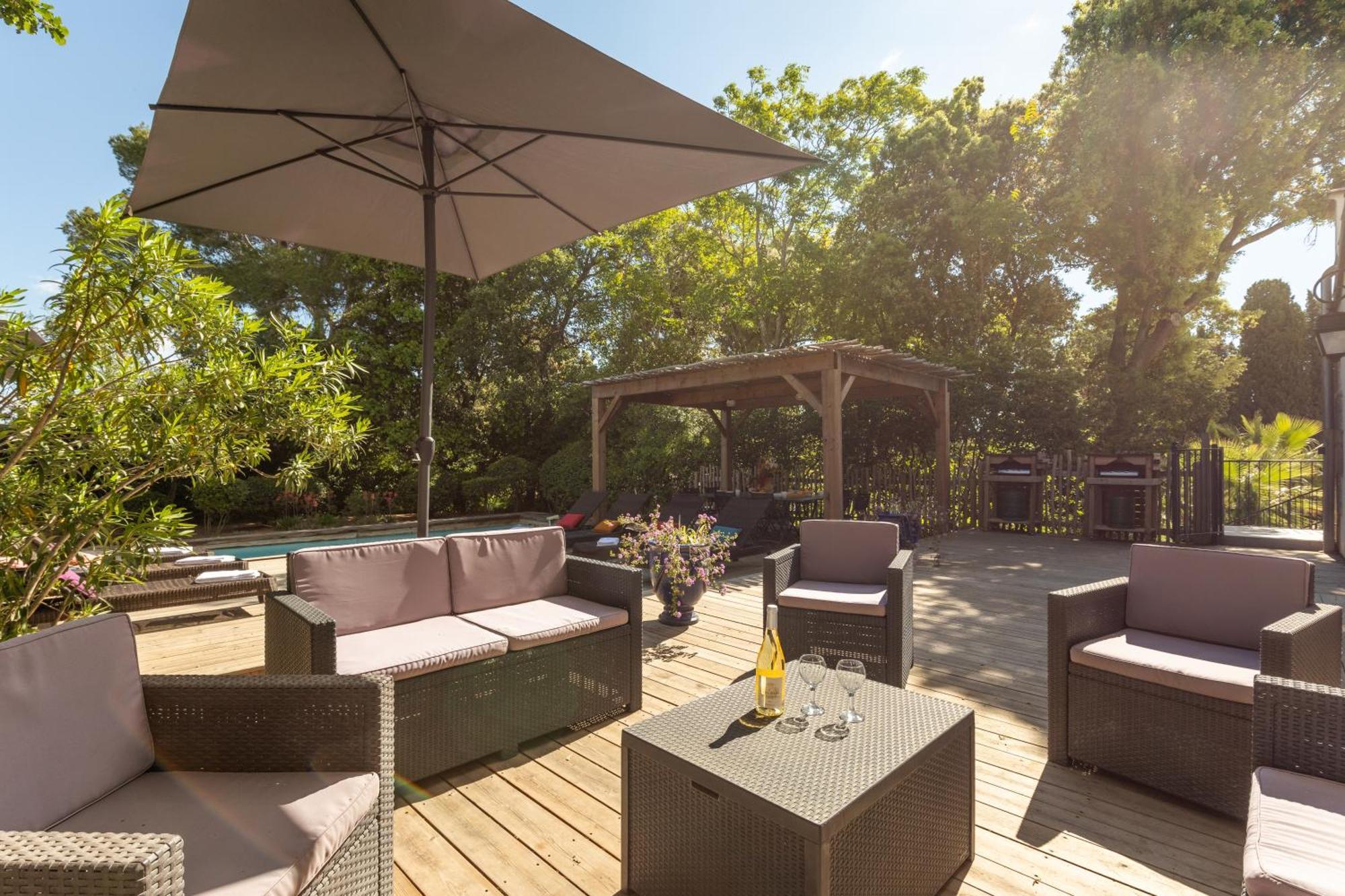 Chateau Hermitage De Combas Aparthotel Servian ภายนอก รูปภาพ